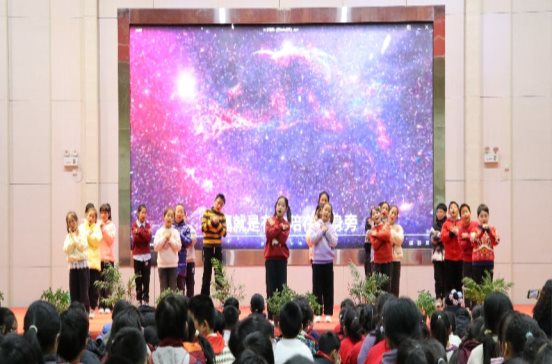 C:/Users/周爽/Desktop/2025 体艺节文艺汇演/照片/2025-12-31体艺节/IMG_9639.JPGIMG_9639